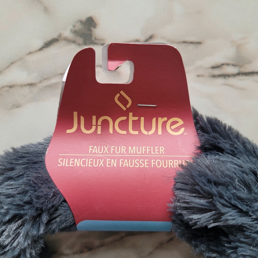 JUNCTURE Faux‎ Fur Grey Muffler Circle Infinity Scarf NWT - Picture 5 of 10